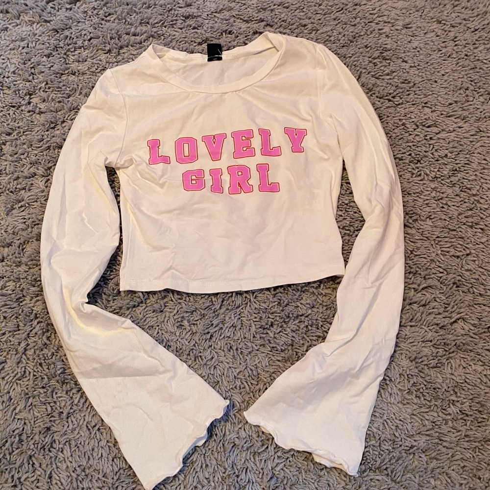 Cropped long sleeve top